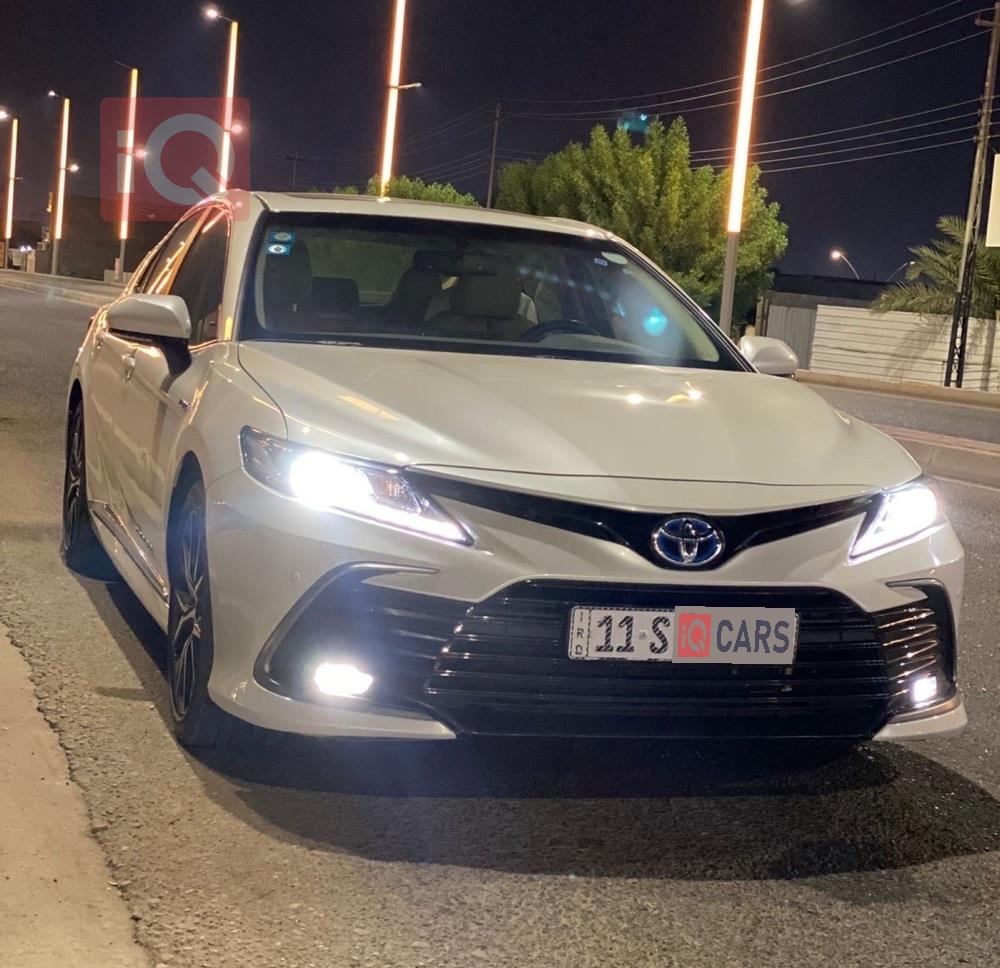 تۆیۆتا کامری